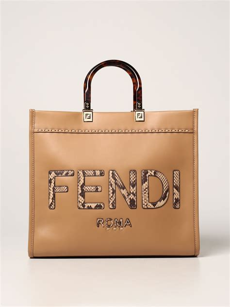 la borsa shopping in pelle di fendi grande prezzo|farfetch borse di fendi.